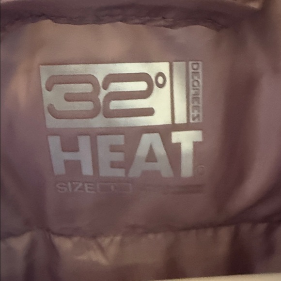 32 Degrees Women's Purple Puffer Vest - Picture 3 of 3